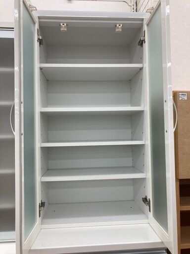 ２枚扉食器棚　ﾆﾄﾘ　60cm幅　ﾎﾜｲﾄ