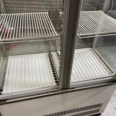【4面ガラス　冷蔵ショーケース　未清掃の為破格にて出品　動作問題なし　臭い無　メーカー不明　引取限定（八王子市）】の画像