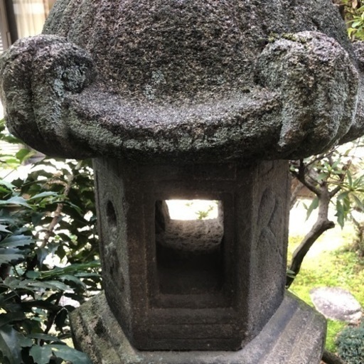 石灯篭　長いタイプ