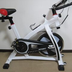 高機能　スピンバイク　ハイスペック　エアロバイク　エクササイズマシン　ダイエット　ホワイトの画像