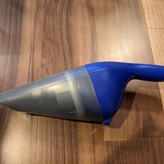 ハンディー掃除機　ブラック＆デッカーの画像