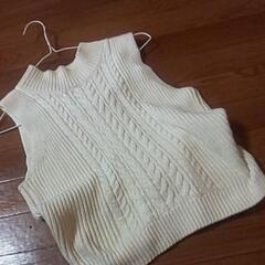 *.  春物 ホワイトニット .*