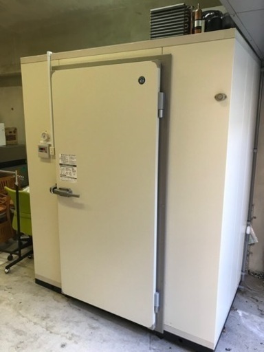 プレハブ冷蔵庫　ホシザキ製