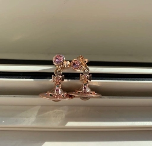ヴィヴィアンウエストウッドピアス