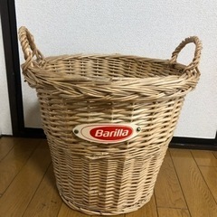 大きなカゴ