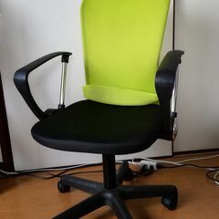 オフィスチェア　パソコンチェア