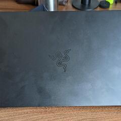 Razer 13インチ　ノートパソコンの画像