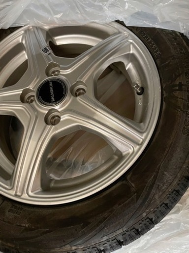 新品☆未使用☆スタッドレスタイヤ☆4本セット☆