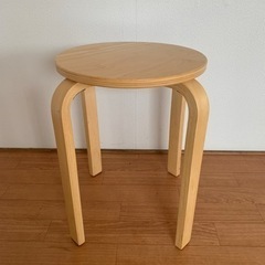 値下げ中☆残り14脚！木製スツール　カインズ製　複数購入大歓迎！