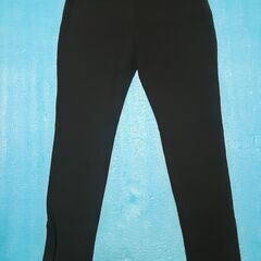 ＜終了＞　♪美品♪　Theory　ファスナー付きレギングパンツ