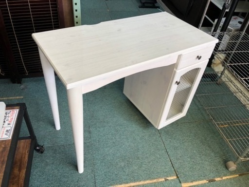 【リサイクルサービス八光　田上店　配達・設置OK】ニトリ　デスク(フローリオ 90 WH)