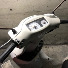 原付バイク　白の画像