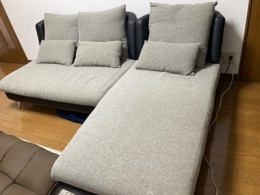 カウチソファー(お取引き予定者様決定いたしました)
