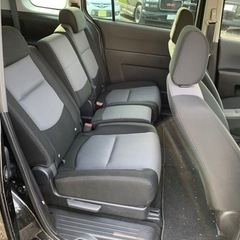 審査なしの自社ローンあり　マツダプレマシー　平成17年式　走行13万キロ　車検4年10月　修復歴なし　スマートキー　2,000cc  7人乗り　両側スライドドア　ETC  の画像
