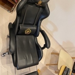 ゲーミングチェア