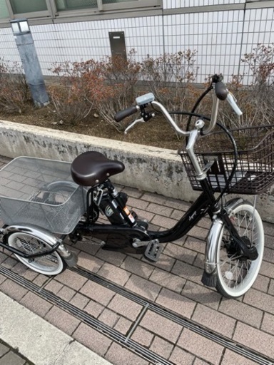 新品同様電動アシスト三輪自転車