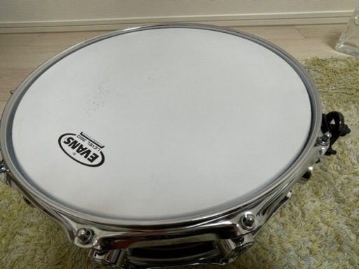 スネアドラムDW スタンド付き！！