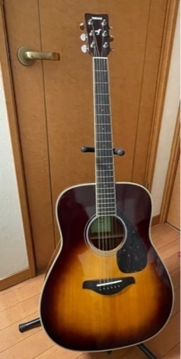 初心者向けです♪【YAMAHA FG820】アコギ売ります