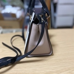 【kate spade ハンドバッグ】使用してないのでお譲りします🙏の画像