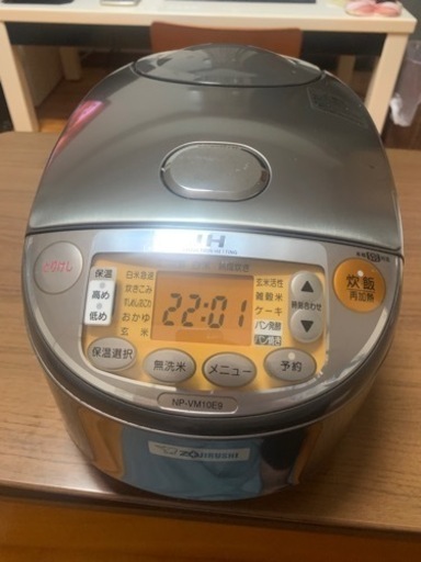 象印 炊飯器　ZOJIRUSHI NP-VM10E9型