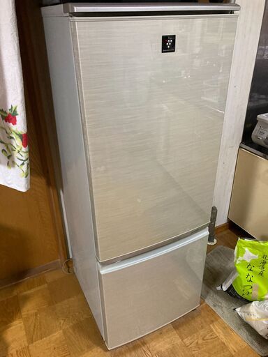 SHARP　プラズマクラスター冷蔵庫【30日昼まで】