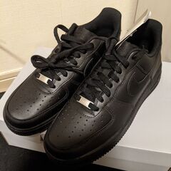 NIKE AIR FORCE1 【23日本日中でしたら9000円】
