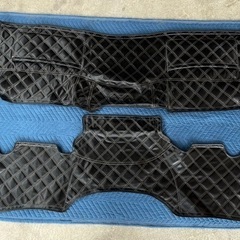 200系ハイエース ナロー用 (標準ボディ)エンジンカバー