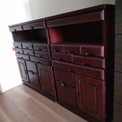 引き出しいっぱいチェストの画像