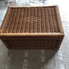 籐のバスケットですの画像