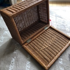 籐のバスケットですの画像