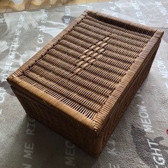 籐のバスケットです