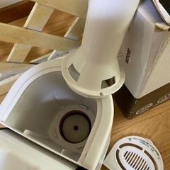 交渉成立👏貰い手決まりました🎉無料🉐ニトリ　加湿器　白　✨美品✨差し上げます！0円の画像