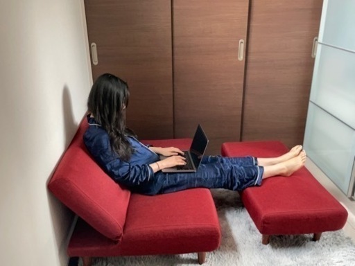 【更に値下げしました！】可愛い赤いソファーベット◎お洒落なお部屋の差し色に是非！
