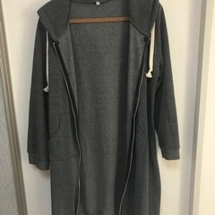 美品　開けただけのロングパーカー　レディース
