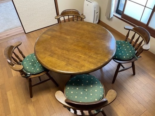 丸型ダイニングテーブルセット