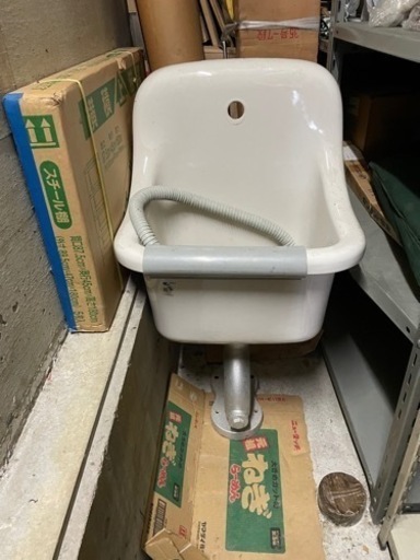 業務用　トイレ手洗い場　未使用