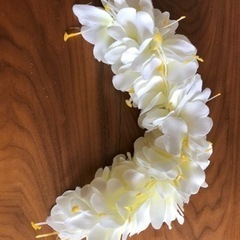 ハワイアン　髪かざり