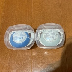 ヌークおしゃぶり0-6m用2個（1個のみ可）使用済み