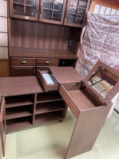 伸縮性ドレッサー　佐藤産業