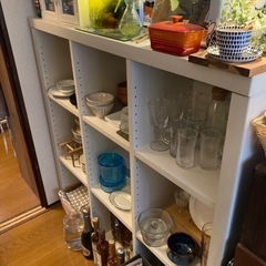 本棚　食器棚　LEDライトつき