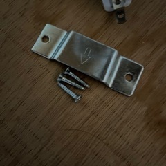 壁掛け扇風機　6枚羽　TEKNOS KI-W280R 中古の画像