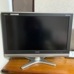 【取引中】SHARP AQUOS 32型テレビ