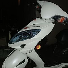 緊急値下げ！実走4800キロ新車で買いました。キムコ125 傷ほ...