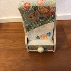 可愛い鏡台