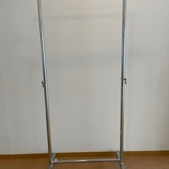 ハンガーラック500えん！の画像
