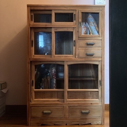 レトロな食器棚　昭和　本棚　収納棚　戸棚　アンティーク　古道具