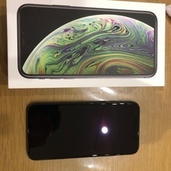 美品 Apple iphone xs 64GB SIMフリー バッテリー100％