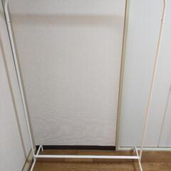 IKEAハンガーラックの画像