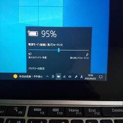 NEC10.1インチ タブレットPC デタッチャブルキーボード付きの画像