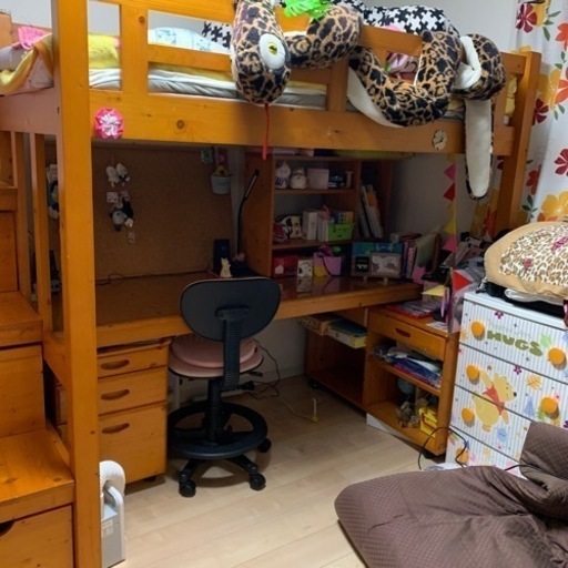 子供用ベット付き学習机